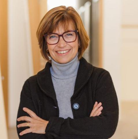 Dr. Diana Stratakis